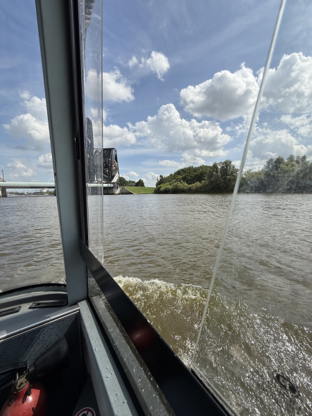 Hafencity Riverbus – Amphibische Stadtkreuzfahrt in Hamburg