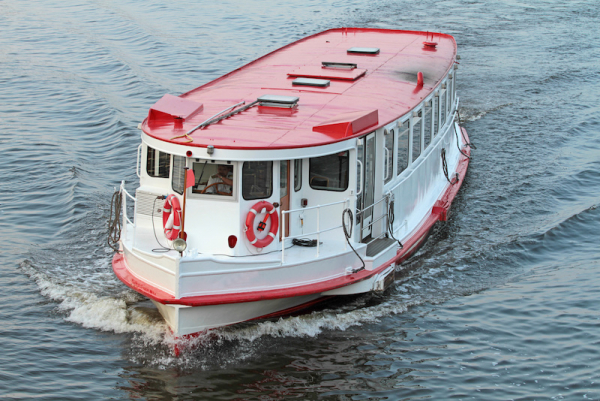 Haltestelle Atlantic Alsterdampfer