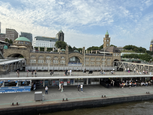 St. Pauli Landungsbrücken